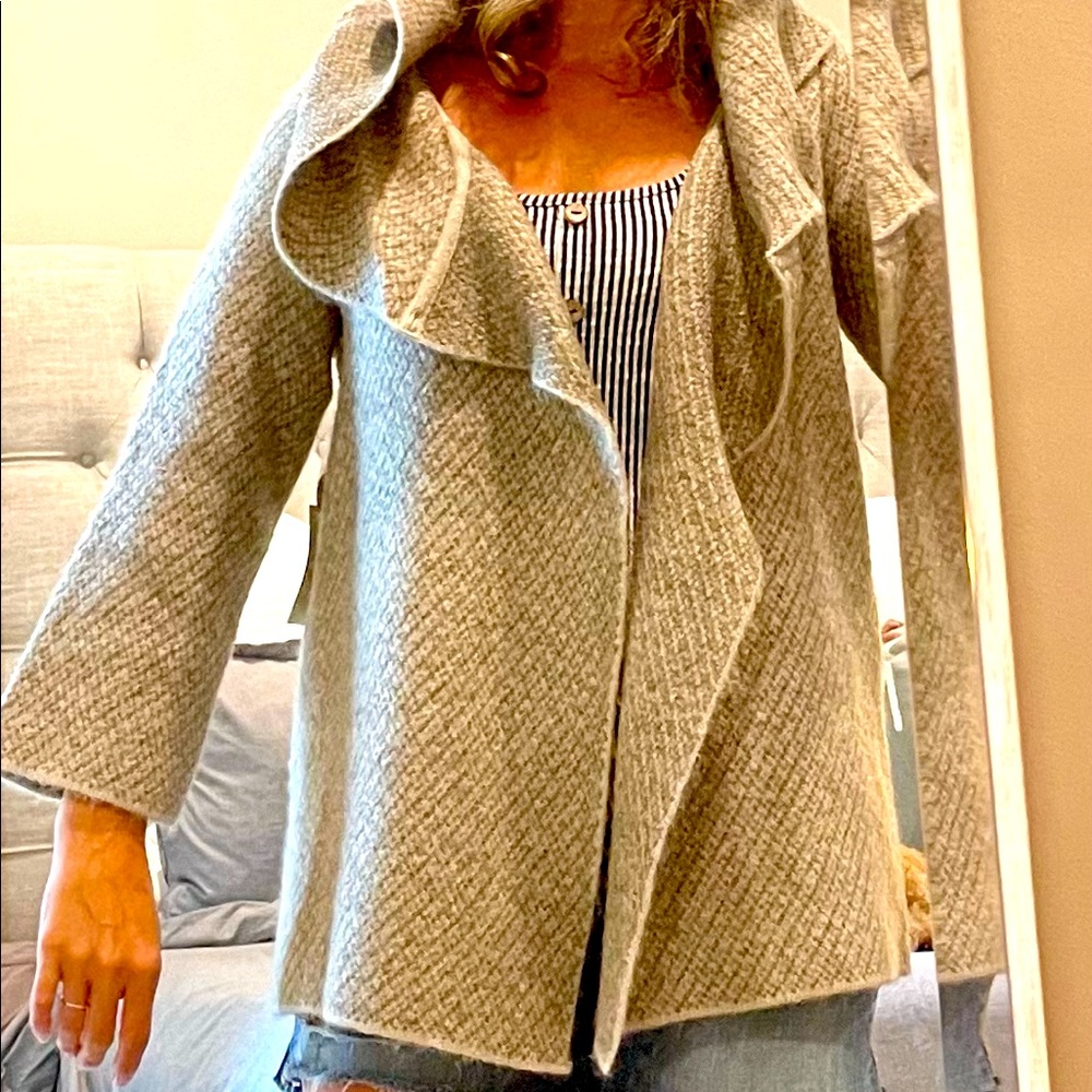 Max studio sweater